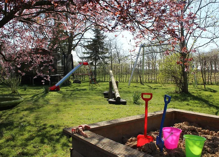 Janet Ratschkowski By Interhome *